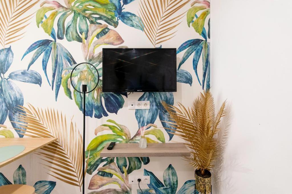Studio Cosy Au Coeur De L'Ecusson - Arenes A 2 Min Nîmes Kültér fotó